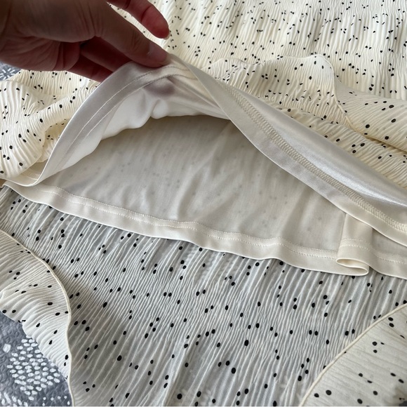 Skirt - Picture 4 of 8